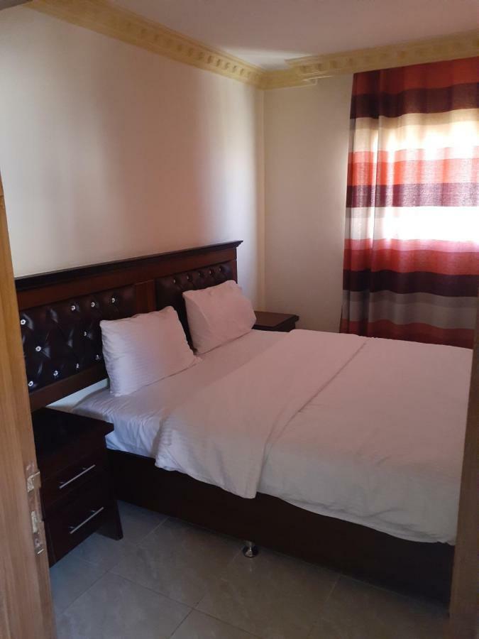 Petra Visitors Hotel Вади Муса Экстерьер фото