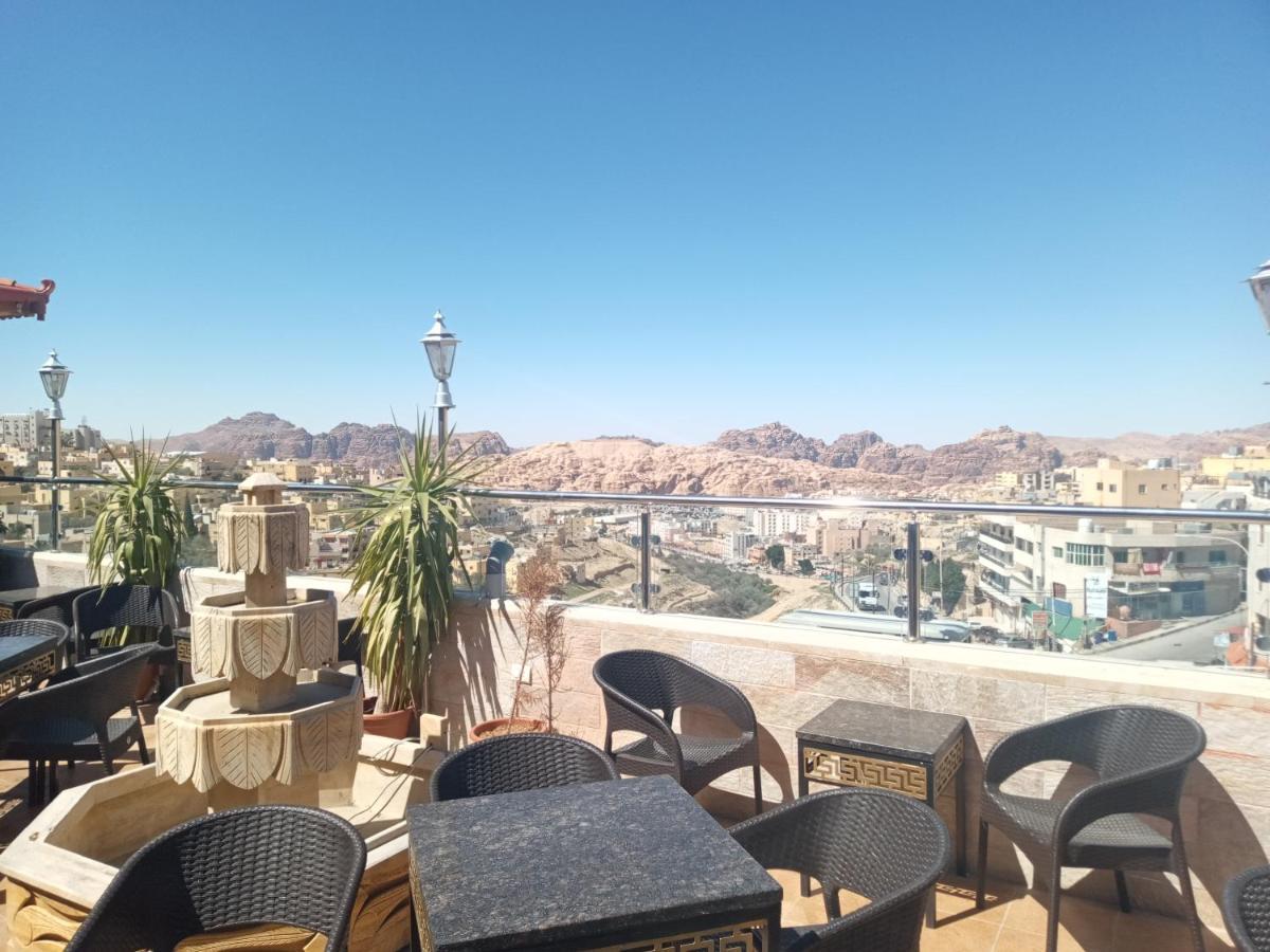 Petra Visitors Hotel Вади Муса Экстерьер фото